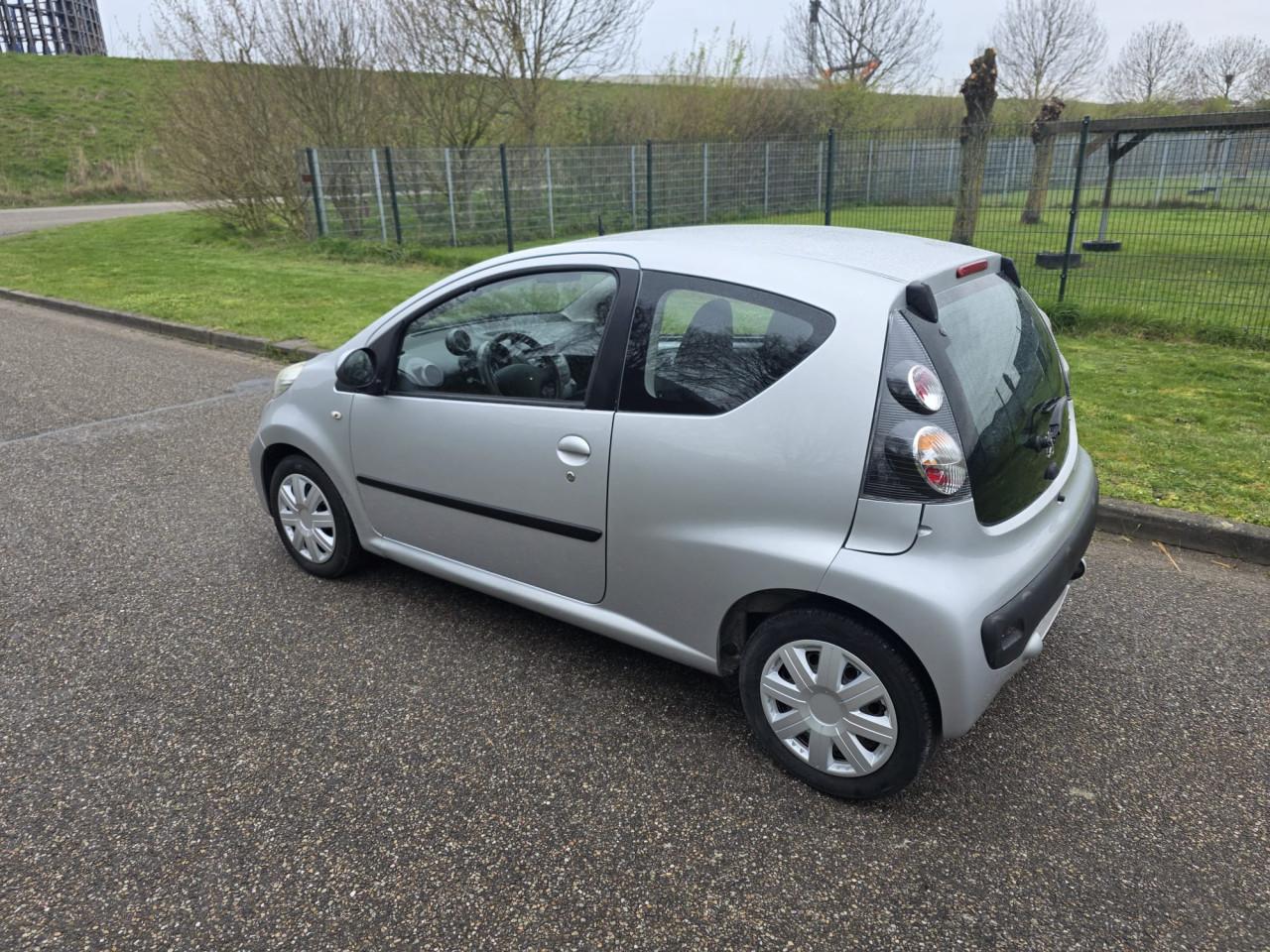 Peugeot 107 1.0-12v XR Airco! In Goede Staat!