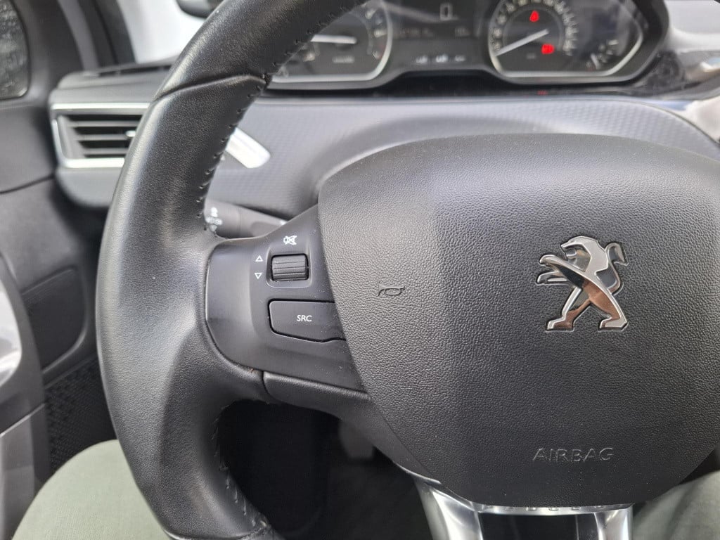 Peugeot 2008 suv 110 blue lion navi/lmv/park