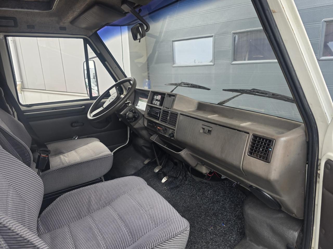 TE KOOP CAMPER PEUGEOT 208L BURSTNER