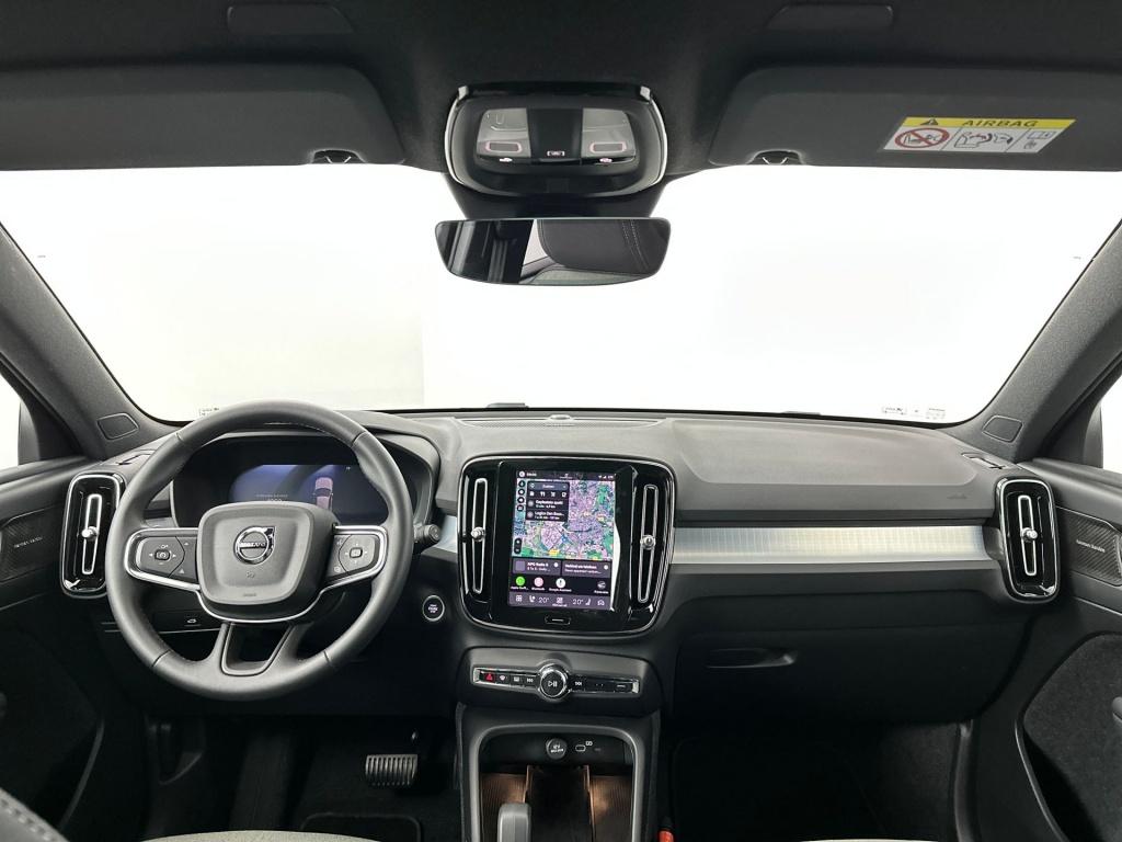 Volvo XC40 b4 197pk plus dark| camera| trekhaak| adap.cruise| h&k audio