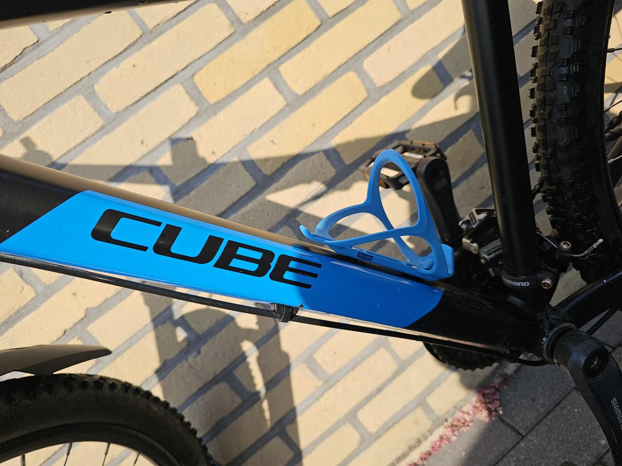Cube mountainbike 27,5 inch ong 9 t.m 12 jaar