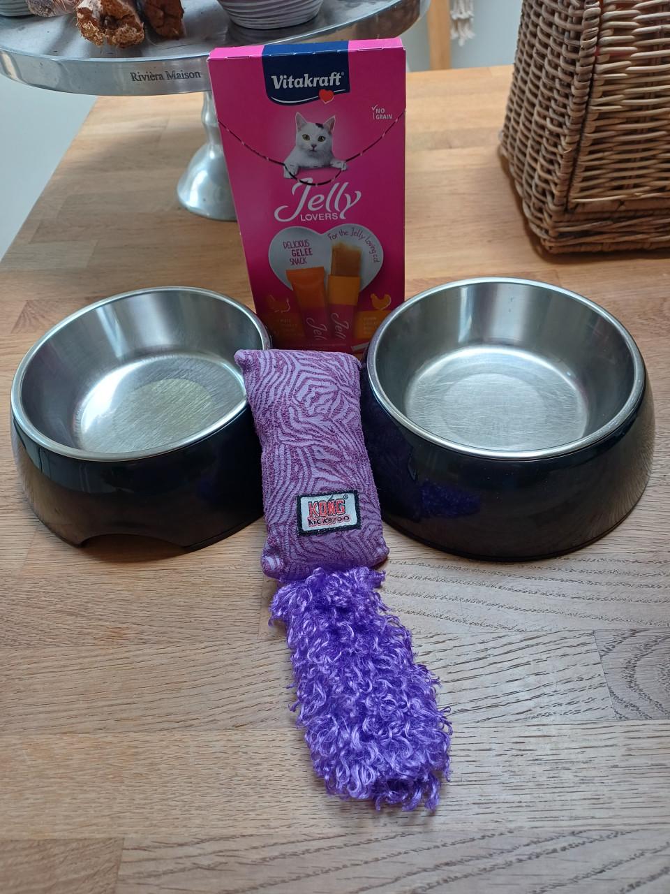 HUNTER melamine voerbak (2x) met uitneembare rvs binnenkom!