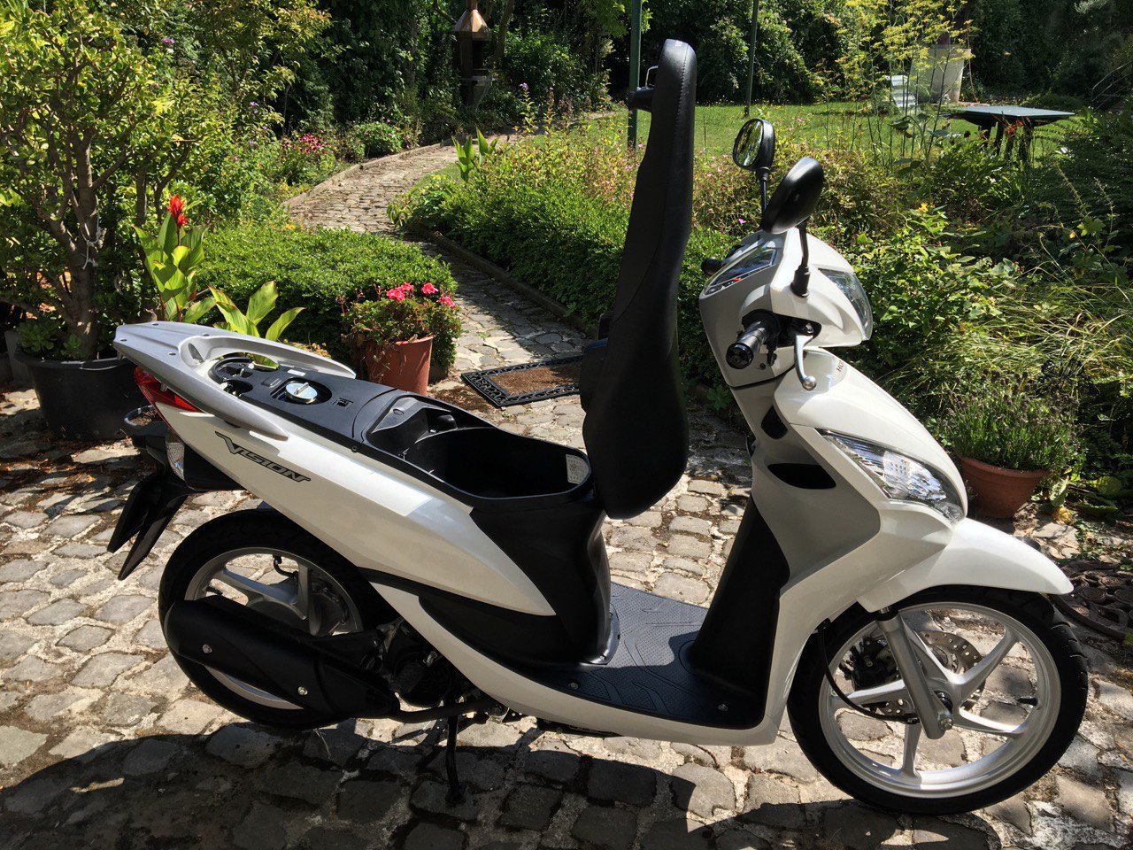Honda NSC110 Scooter (108 cc / model 2012)