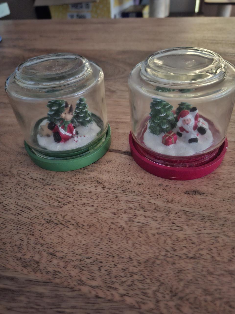 2 leuke kersttafereeltjes in glazen potje