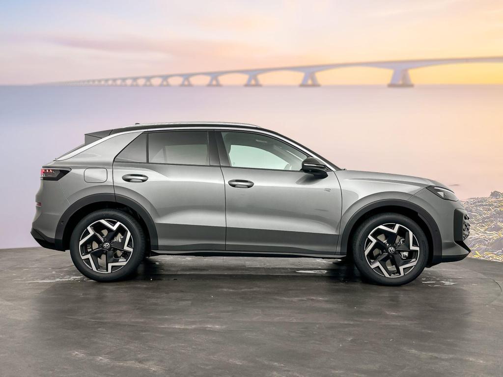 Volkswagen T-roc 1.5 etsi r-line first edition