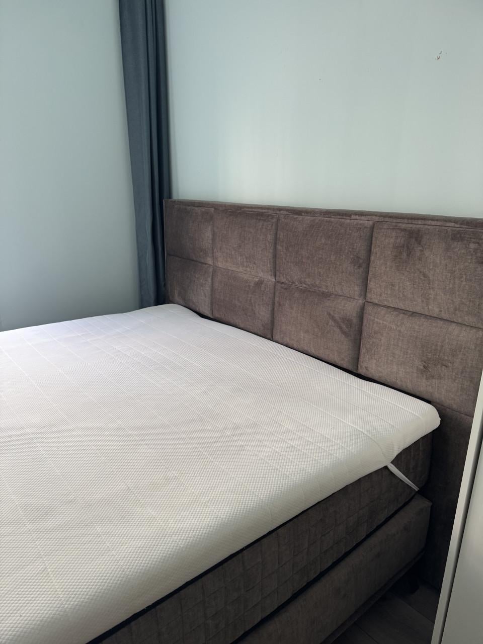 Luxe Boxspring Bruin Velvet (160x200) – Slechts 3x gebruikt! (+ Bon)
