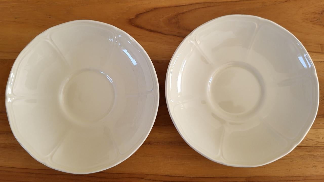 Set van 2 Wedgwood Queens Shape kop en schotels