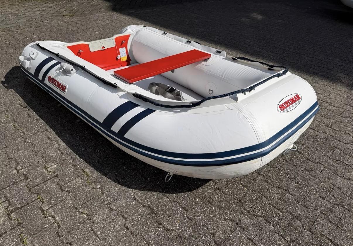 Rubberboot met 6 pk mercury
