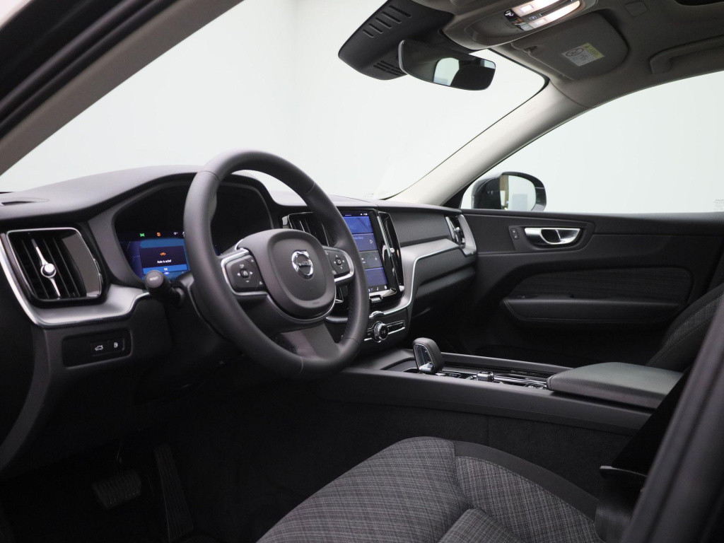 Volvo XC60 2.0 t6 plug-in hybrid awd core bright | long range | navigatie |