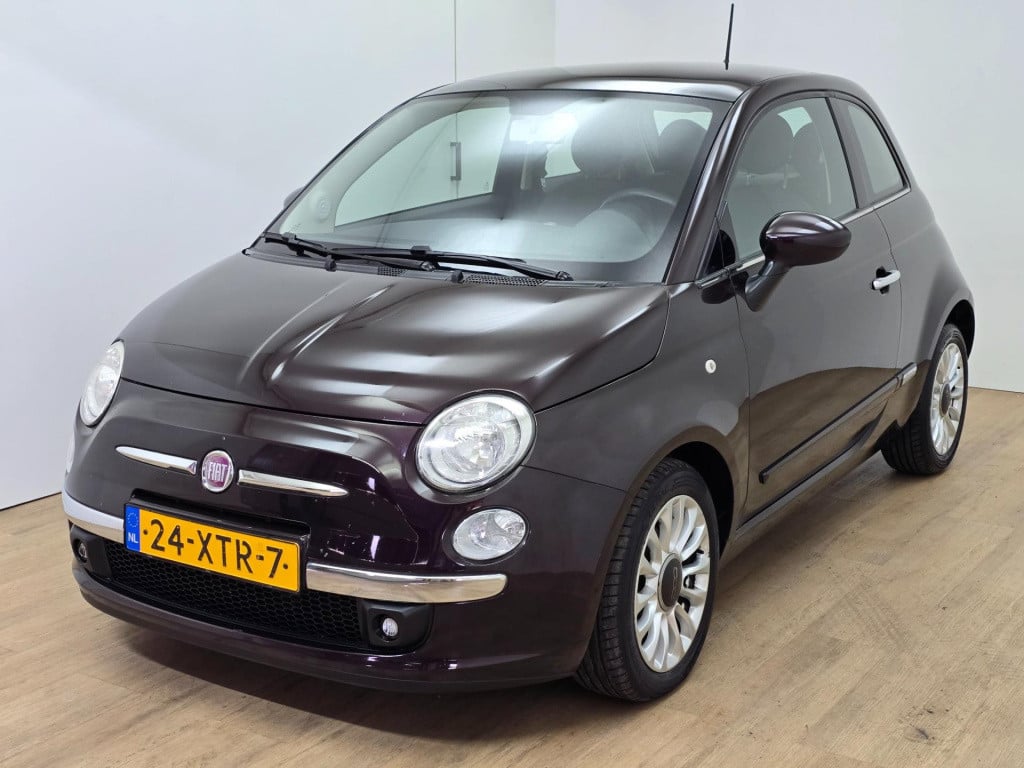 Fiat 500 occasion lounge met panoramadak en unieke kleur | tweedehands fiat