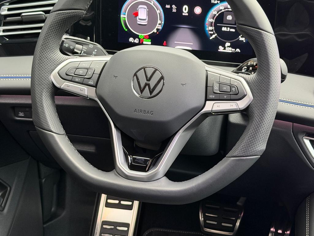 Volkswagen Tiguan 1.5 ehybrid r-line | black line | 360 camera | trekhaak |