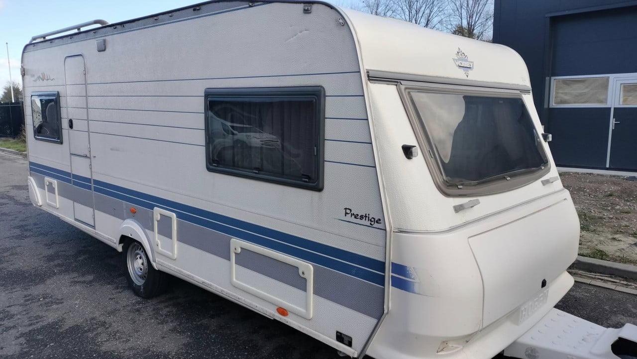 Hobby Prestige 540 (2000) met voortent