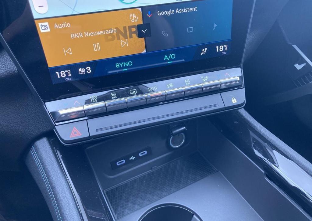 Renault Espace e-tech full hybrid 200 esprit alpine 7p. - nieuw model / all