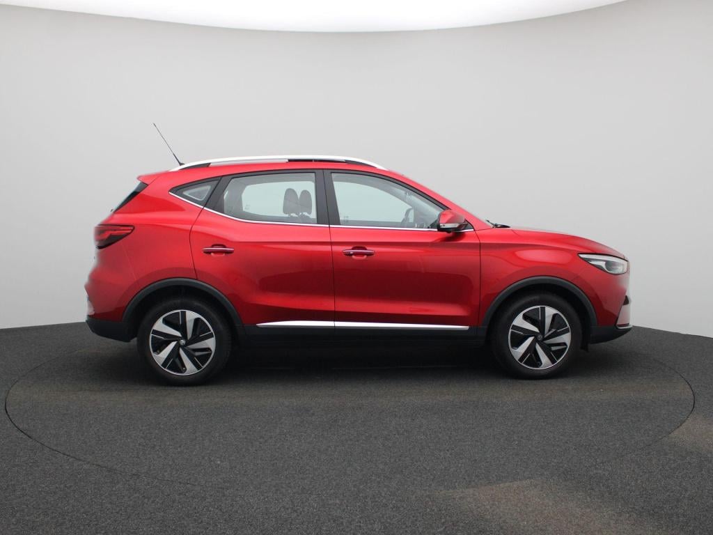 MG Zs Ev long range luxury 70 kwh | leder | panoramadak | led koplampen | 3