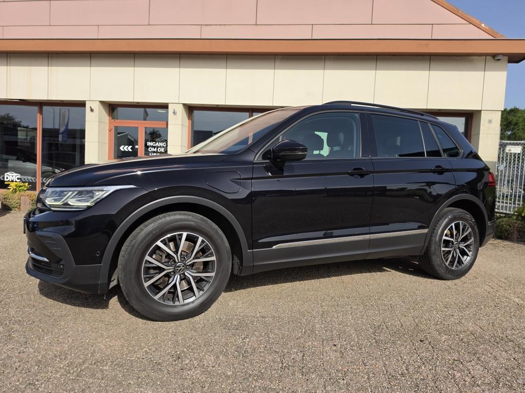 Volkswagen Tiguan life ehybrid | camera | navi | clima | park assist | ergo