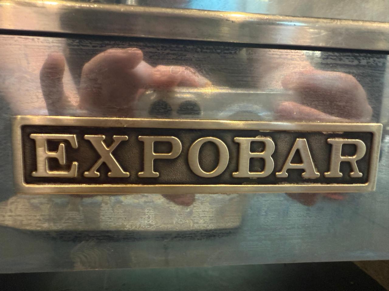 Italiaanse piston espressomachine van het merk Expobar