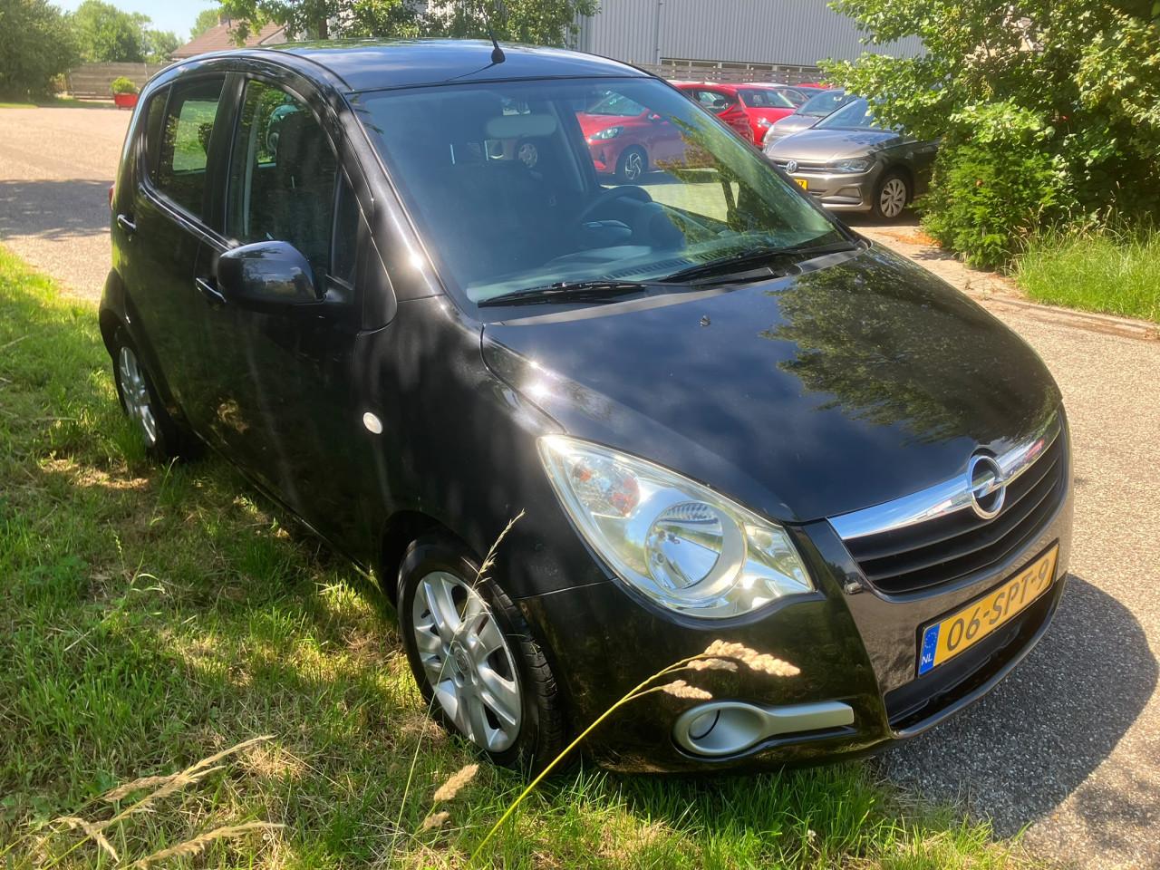 Opel Agila 1.0