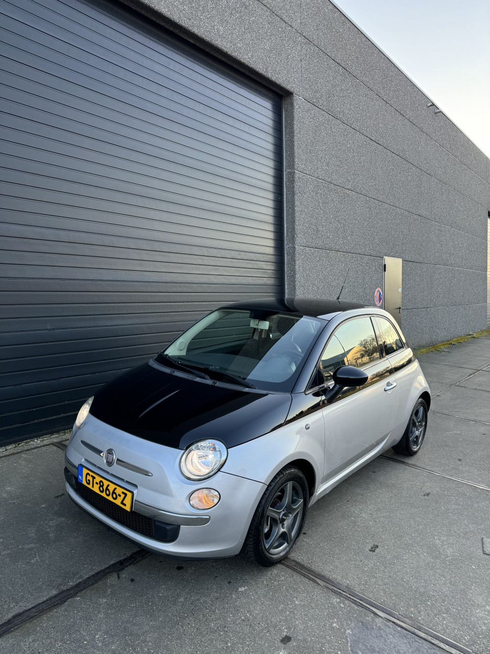 Fiat 500 1.2 Rosa two-tone/Pano 153DKM 2010