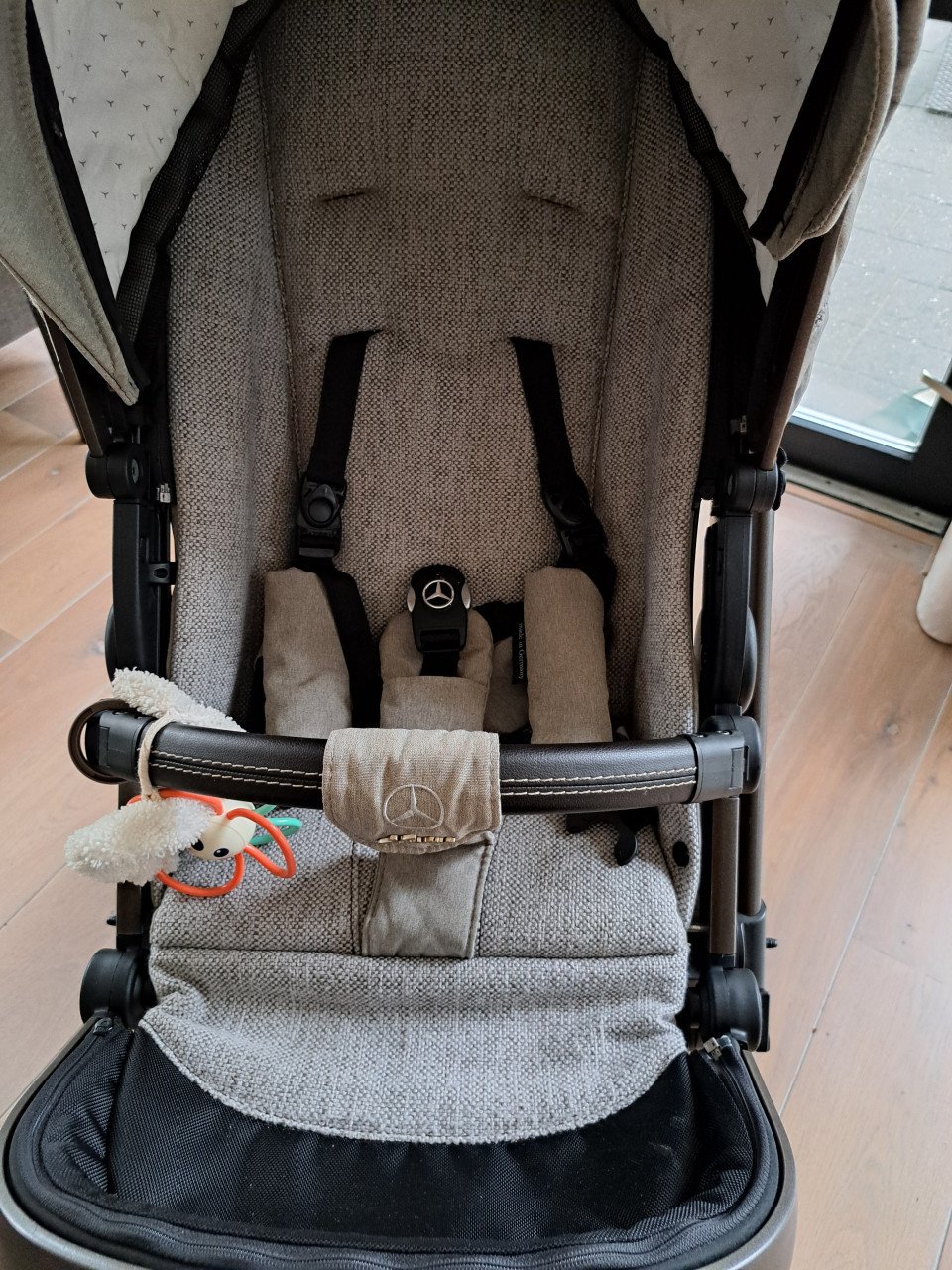 Mercedes-Benz kinderwagen