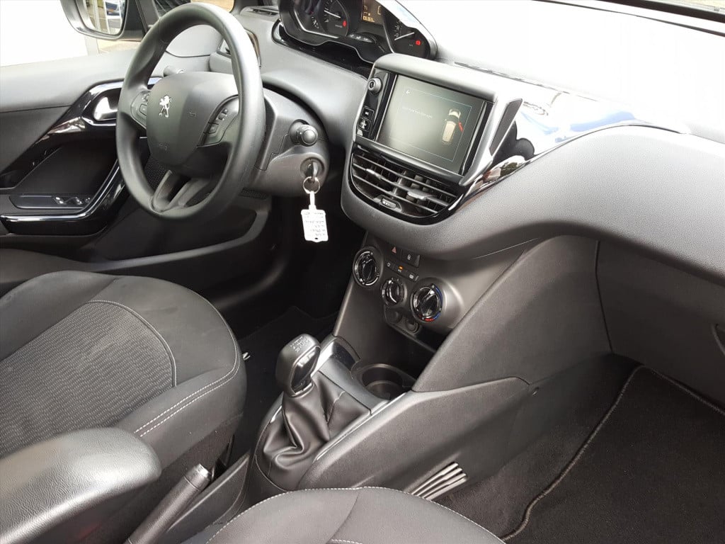 Peugeot 208 1.2 puretech 82pk active navigatie | apple carplay & android | 