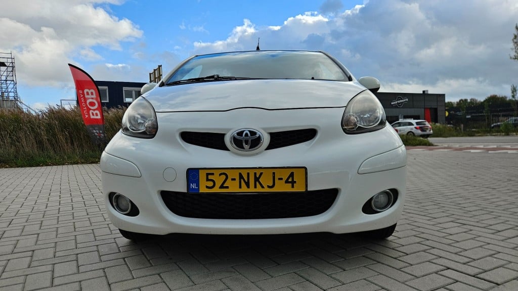 Toyota Aygo sport 5drs airco / nl auto / nap / 11-2010