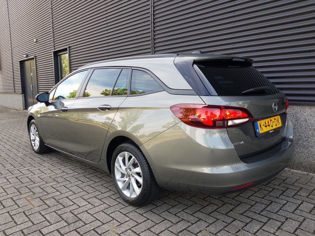 Opel Astra sports tourer edition 1.2