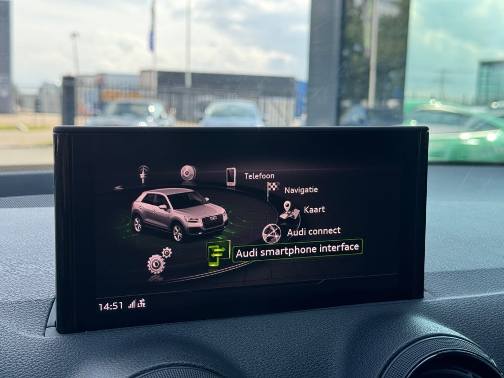 Audi Q2 30 tfsi sport * virtual cockpit * stoelverwarming * trekhaak