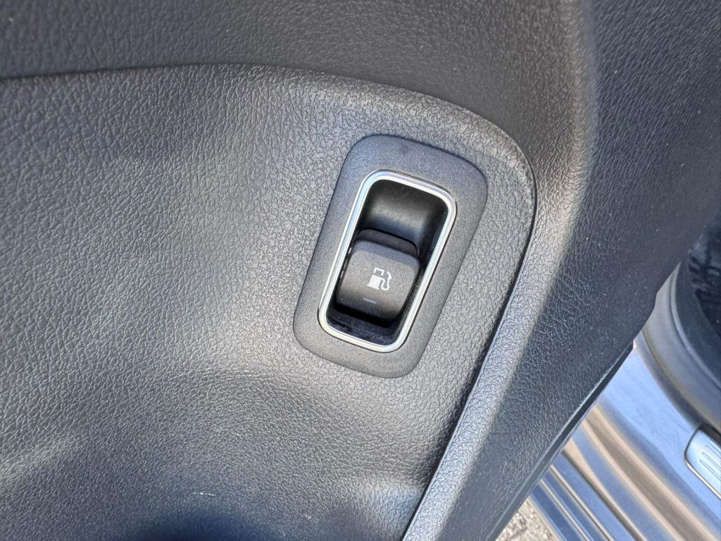 Mercedes-Benz A-Klasse 250 e business solution luxury limited