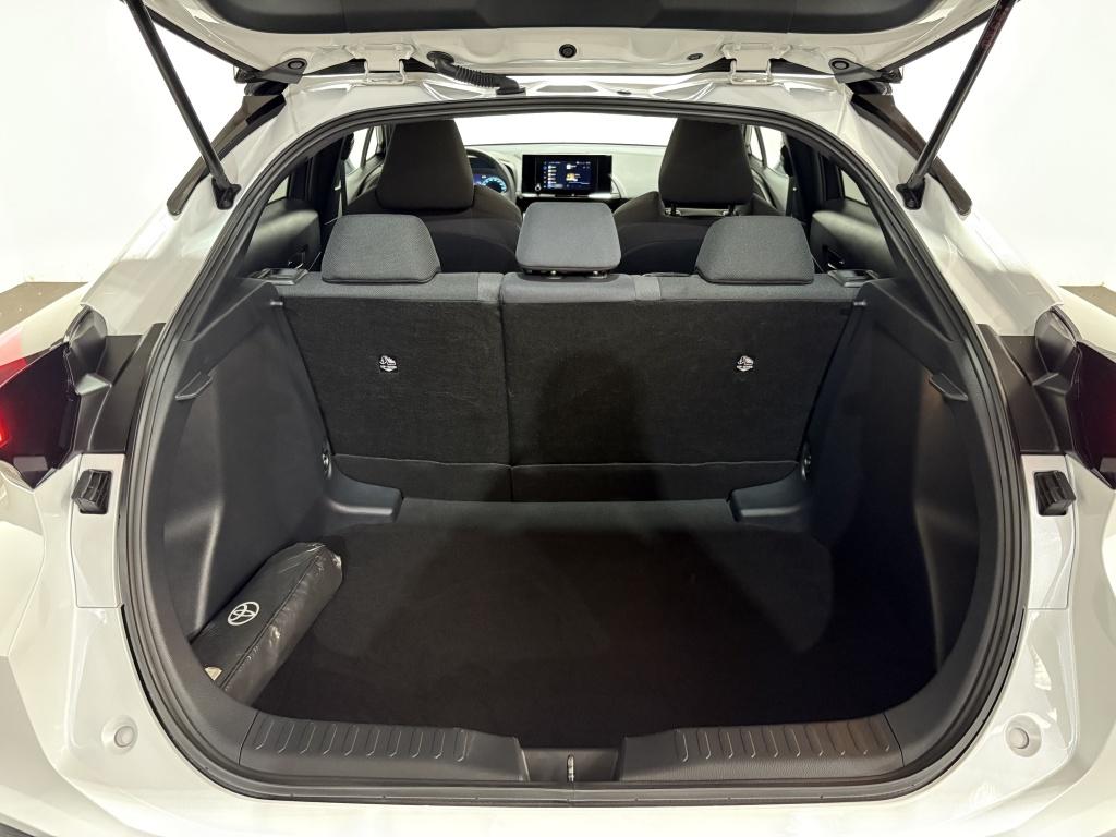 Toyota C-hr 1.8 hybrid 140 dynamic