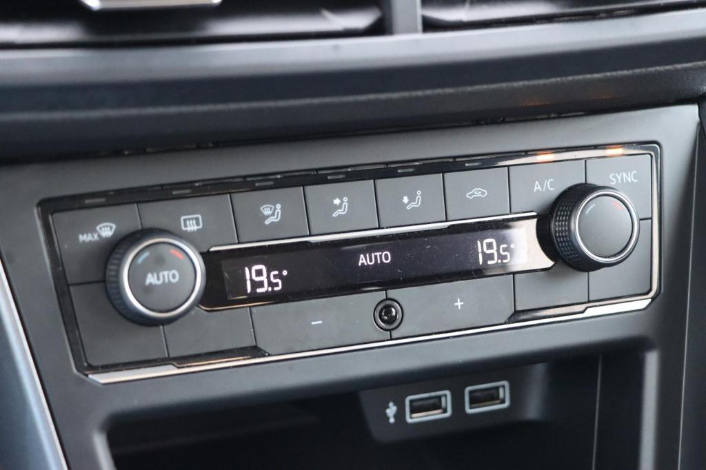 Volkswagen Polo 1.0 tsi highline adaptive | carplay | sensoren