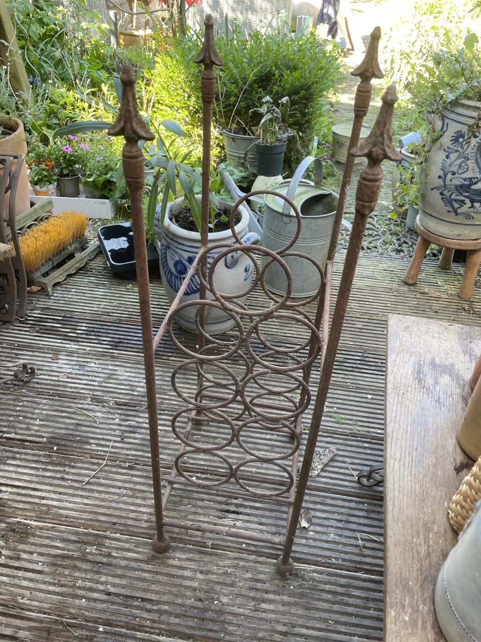 Smeedijzeren wijnrek