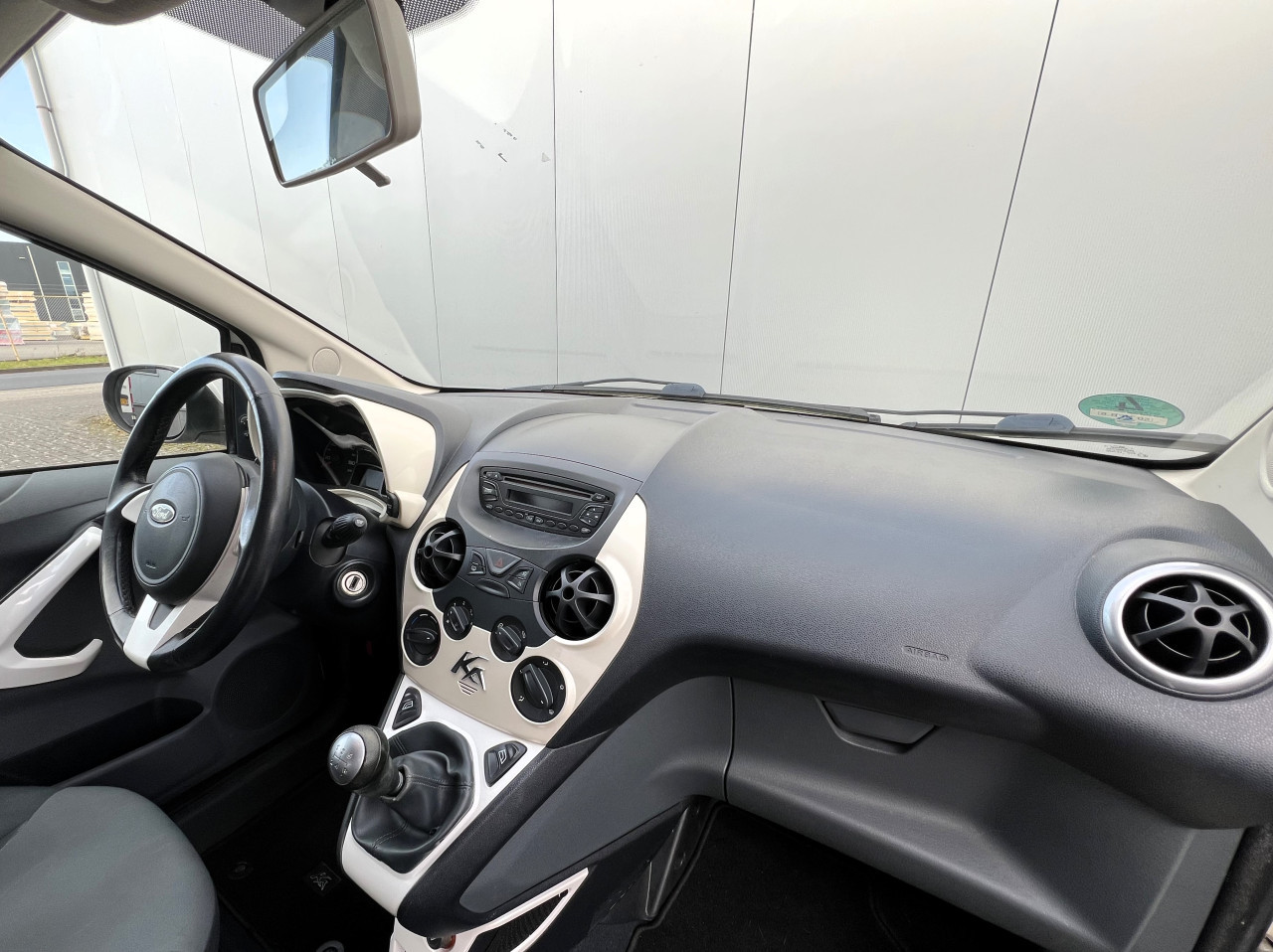 Ford Ka Titanium bouwj. 8-2010  km stand 151.534