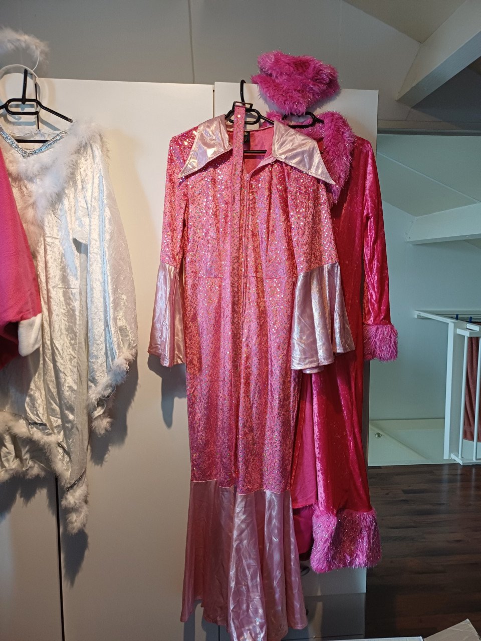 Rose verkleedkleding p/st of 1 koop