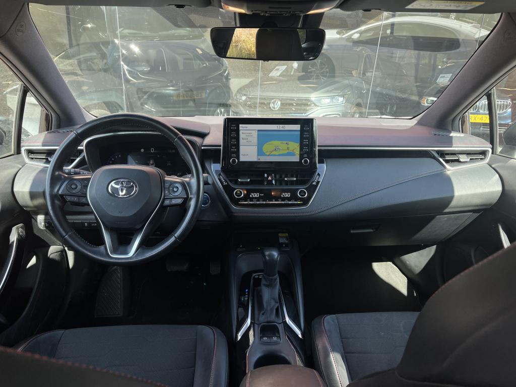 Toyota Corolla Touring Sports 2.0 hybrid executive | trekhaak | pano | nav!