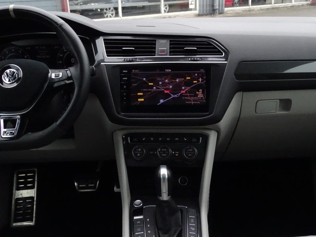 Volkswagen Tiguan Allspace 2.0 tsi 4motion highline business r 7p. automaat