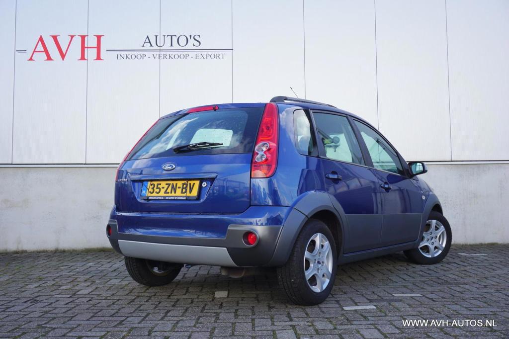 Ford Fiesta 1.4-16v crossroad