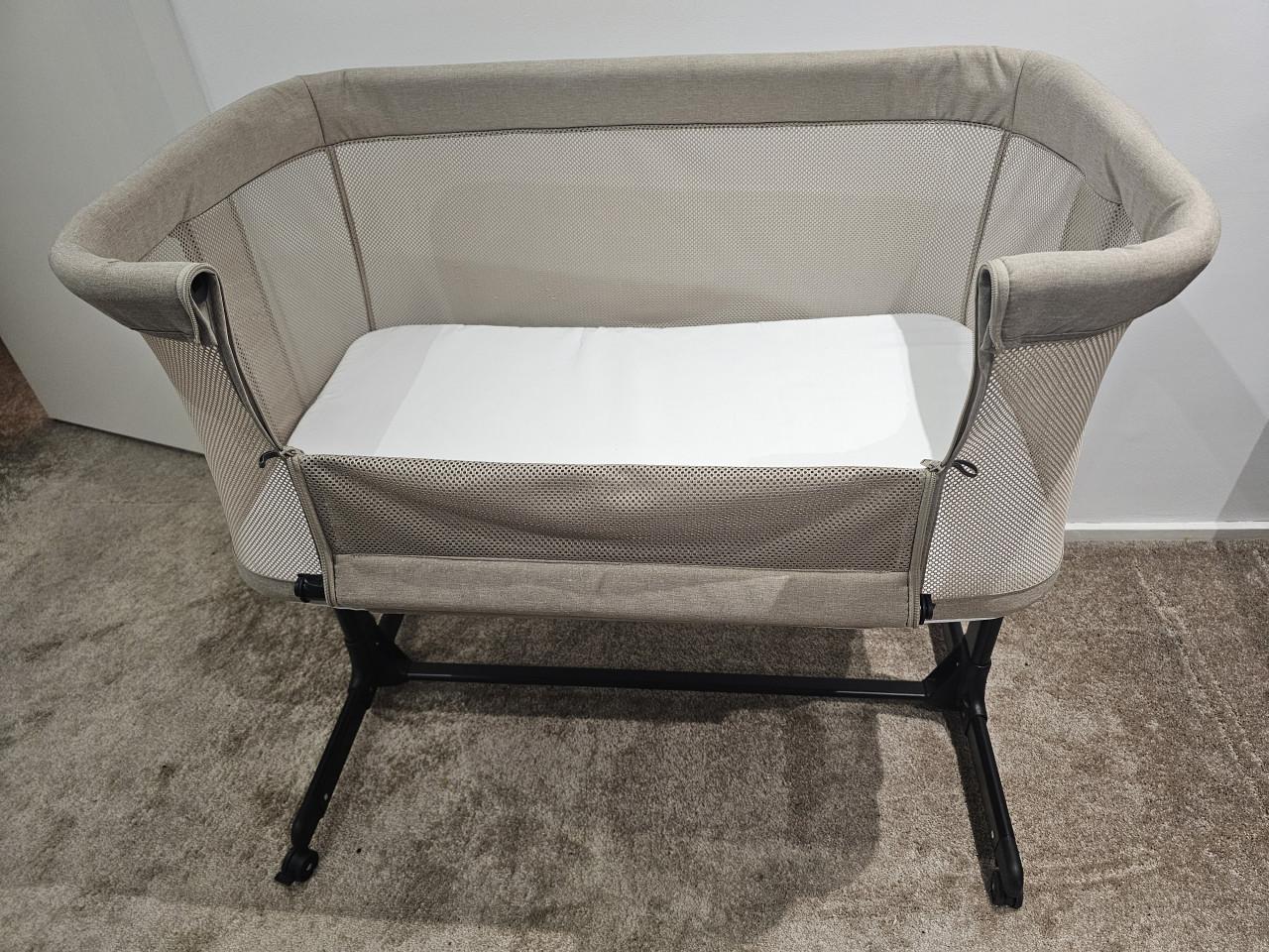Co-sleeper Novi