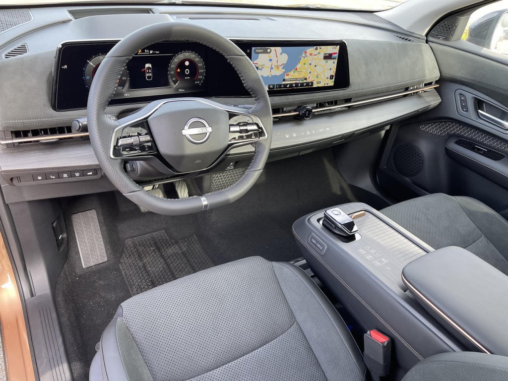 Nissan Ariya advantage edition plus 91 kwh two-tone + 20'' velgen