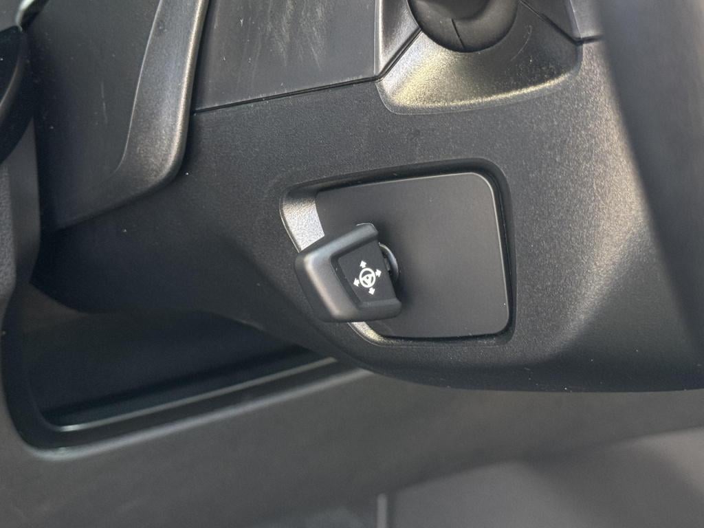 BMW 5 Serie touring 530e xdrive business edition plus soh 98% nl-auto!