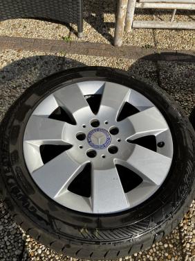 Set Originele Mercedes 16inch Velgen + banden