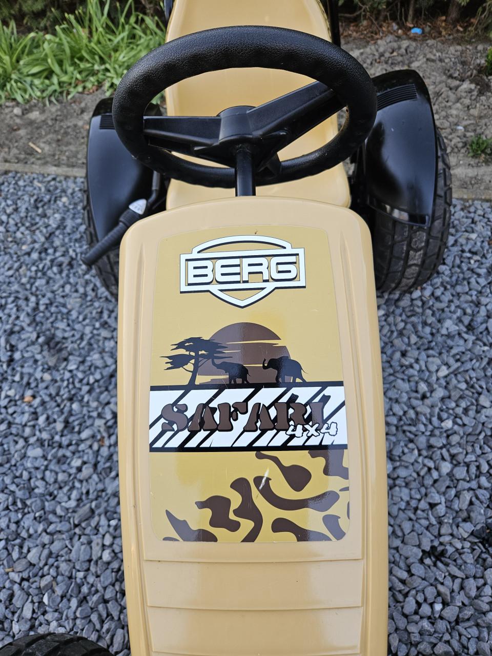 Mooie Berg SAFARI Skelter Met versnellingen