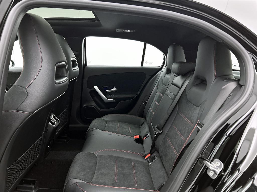 Mercedes-Benz A-Klasse 250 e business solution amg | panoramaschuifdak | sm