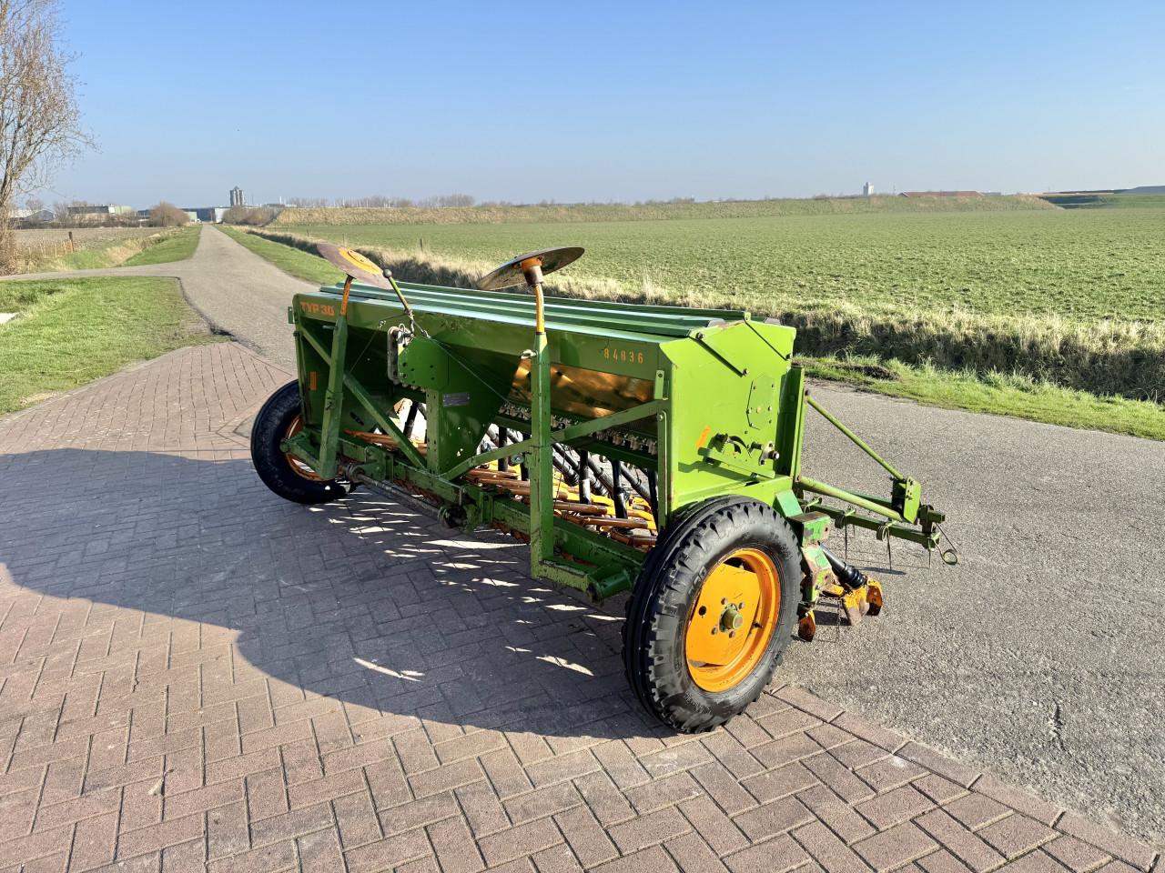 Amazone zaaimachine 3 mtr