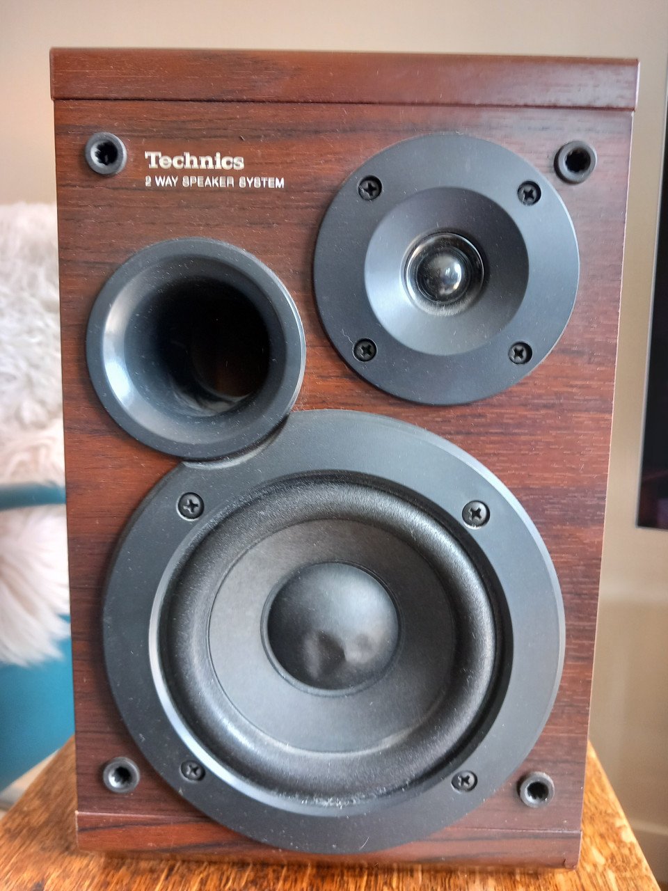 Stereo set
