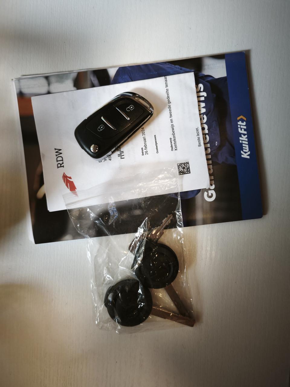 Mitsubishi Colt CZ3 1.3 Mivec APK tot 10/04/2027 T.e.a.b.
