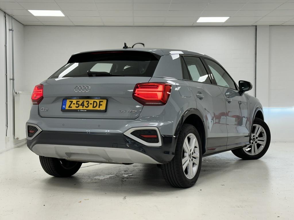 Audi Q2 35 tfsi advanced ed. | arrow gray | camera | led matrix |