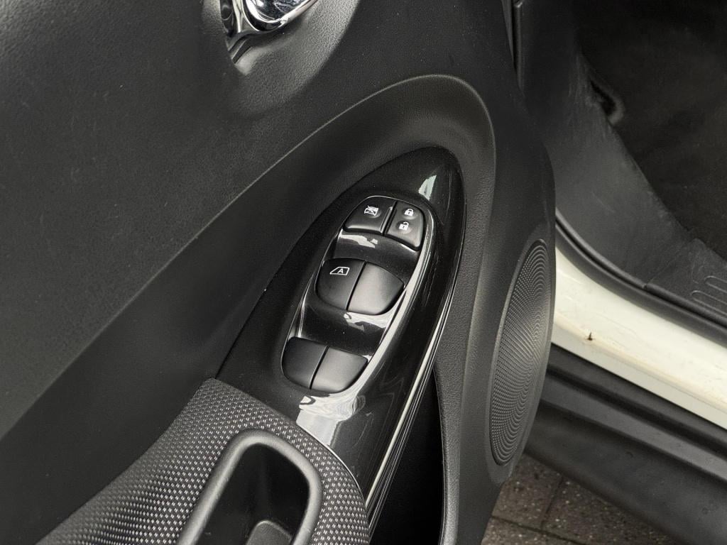 Nissan Juke 1.2 dig-t s/s n-connecta nl-auto incl. afneembare trekhaak!