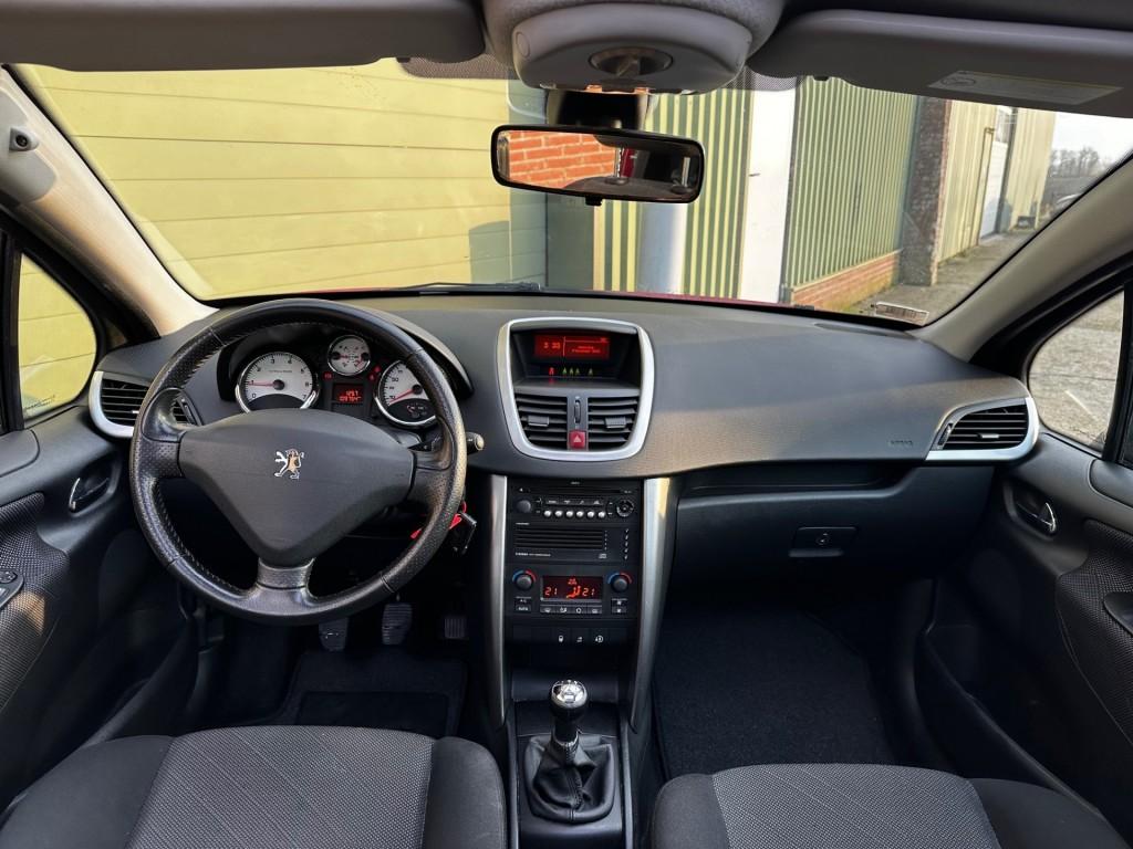 Peugeot 207 1.4 vti xr