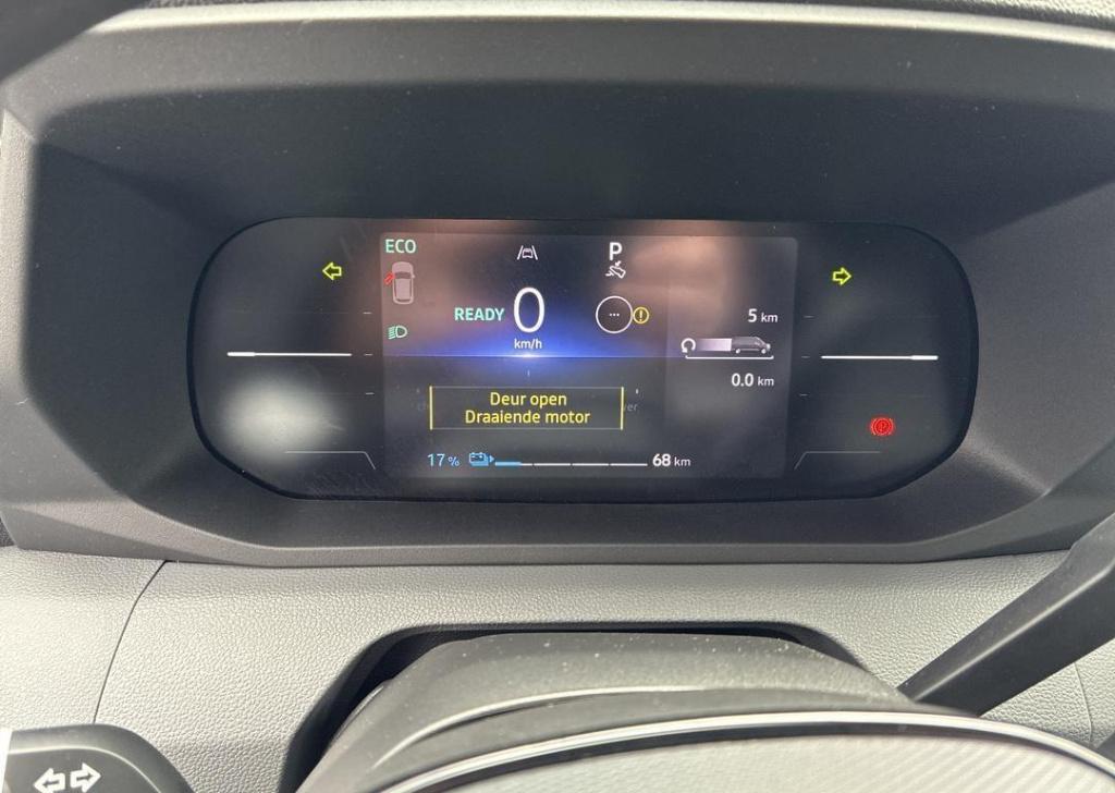 Renault Master e-tech t35 l3h2 extra long range 87 kwh - blind spot warning