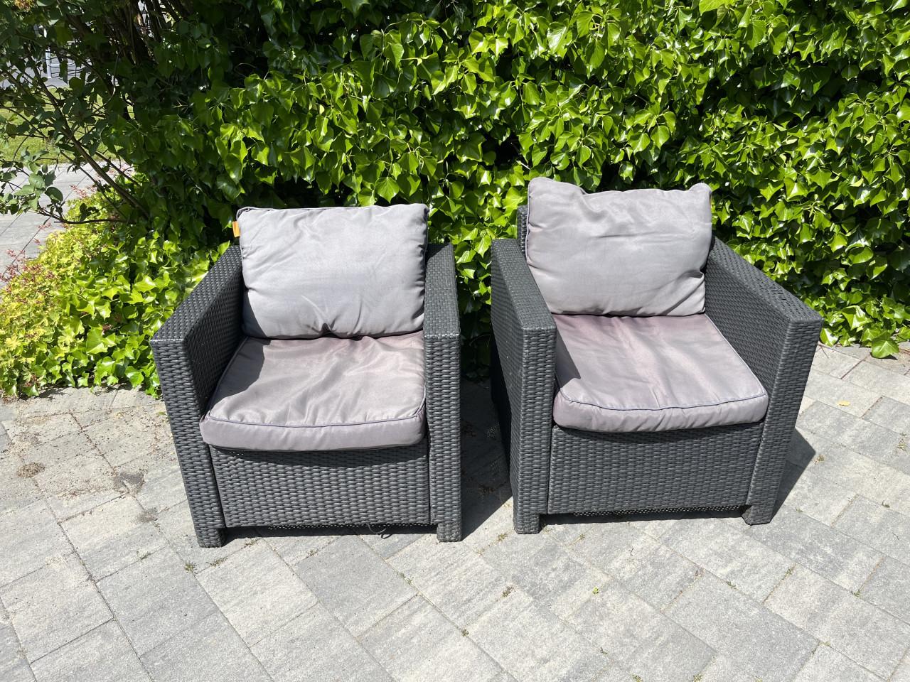 2 Tuinstoelen - Gratis